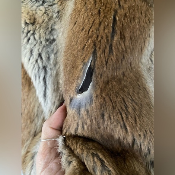 SAM Real Sheared Rabbit Fur Vest with Real Racoon Fur Collar Size Small - Picture 8 of 10